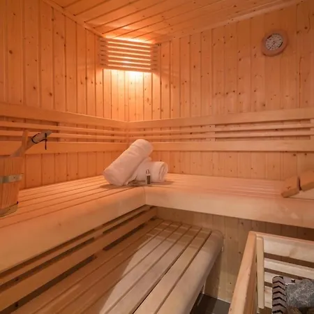 Superior Chalet Ecosse With Sauna * 라 초우마츠